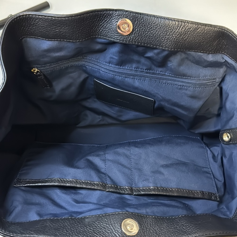 Cole Hann black soft pebbled leather tote bag - Picture 7 of 15
